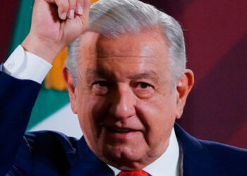 López Obrador alista reforma para que los ciudadanos elijan a ministros