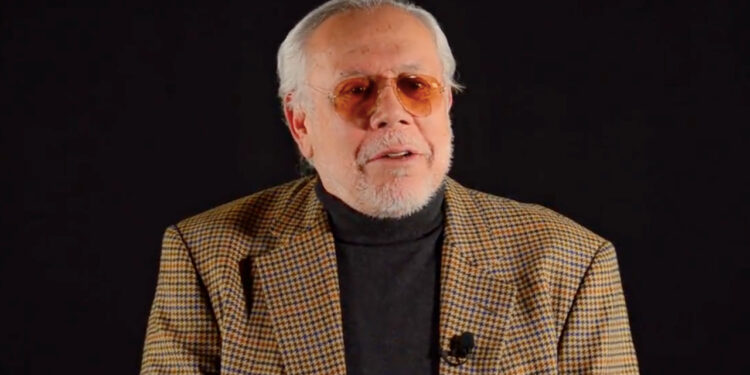 Sentencian a Luis de Llano por daño moral, revela Sasha Sokol