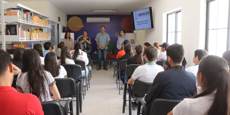 Imparte Sectur curso de Desarrollo de Productos Turísticos, en Badiraguato, Sinaloa