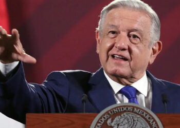 AMLO pide a ciudadanos que “no se traguen todas las mentiras” de los medios por elecciones