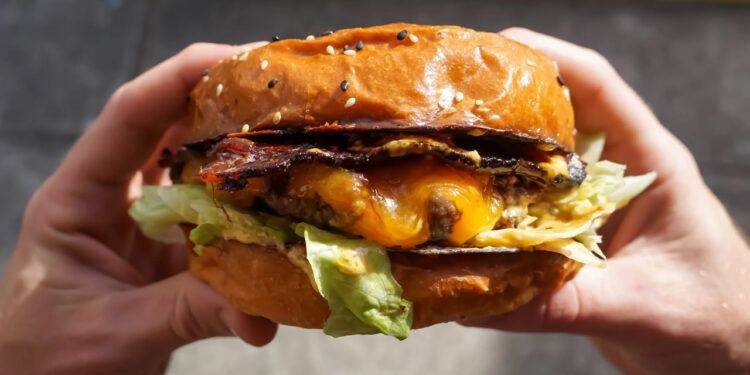 Niños mayas de México, más altos y obesos debido a dieta globalizada