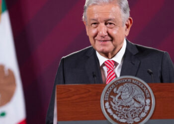 Con Perú, sin relaciones diplomáticas y comerciales: López Obrador