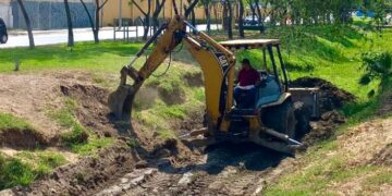 70 kilómetros de canales y arroyos ya están limpios: obras públicas