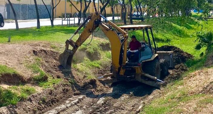 70 kilómetros de canales y arroyos ya están limpios: obras públicas
