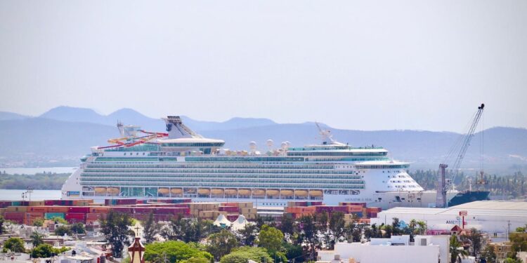 Navigator of the Seas arriba a Mazatlán este lunes