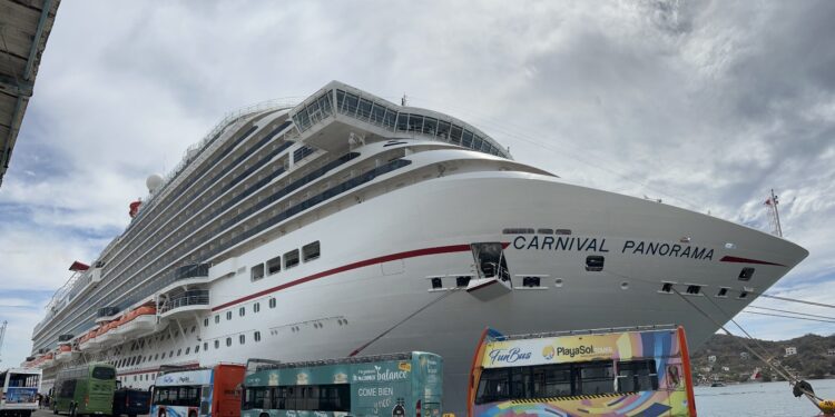 Carnival Panorama visita Mazatlán este miércoles con más de 4 mil pasajeros
