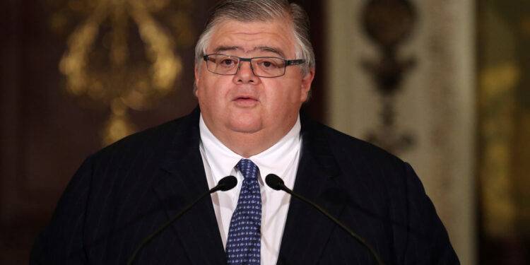 Carstens advierte riesgo de una “inflación persistentemente elevada”