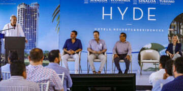 Rocha coloca la primera piedra de hotel Hyde en Mazatlán