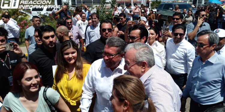 Reúne Ricardo Monreal a miles de Sinaloenses en Culiacán
