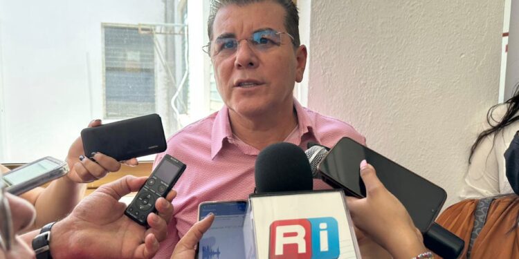 Continúa Alcalde de Mazatlán haciendo ajustes en su gabinete