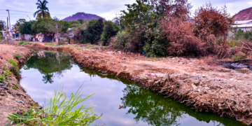Urgente despejar bajantes de agua en Quinta Chapalita y Francisco I. Madero, para evitar inundaciones