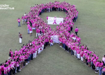 Gobierno canceló Normas Oficiales sobre cáncer de mama, cérvico uterino y lactancia materna