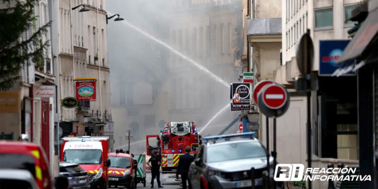 Al menos 16 heridos en una explosión de gas en el centro de París
