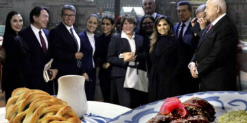 Sí hubo chicharrón en cena con AMLO y ‘corcholatas’: ¿Cuánto cuesta comer en restaurante El Mayor?