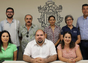 Sostienen autoridades municipales reunión con Codesin para impulsar turismo sostenible en Mazatlán