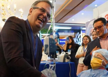 Ebrard aspira a que México tenga el mejor sistema de salud de América