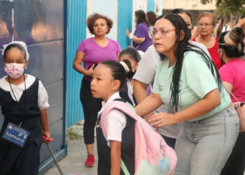 ¿Qué pasa si no llevo a mi hijo a la escuela el sábado 17 de junio tras el anuncio de la SEP?