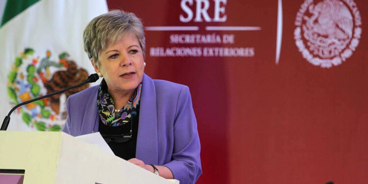 “Le deseo el mayor de los éxitos”: Ebrard felicita a Alicia Bárcena por nombramiento como nueva titular de SRE