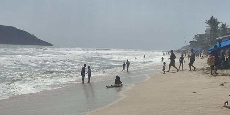 Por condiciones climáticas adversas ordenan cierre a la navegación