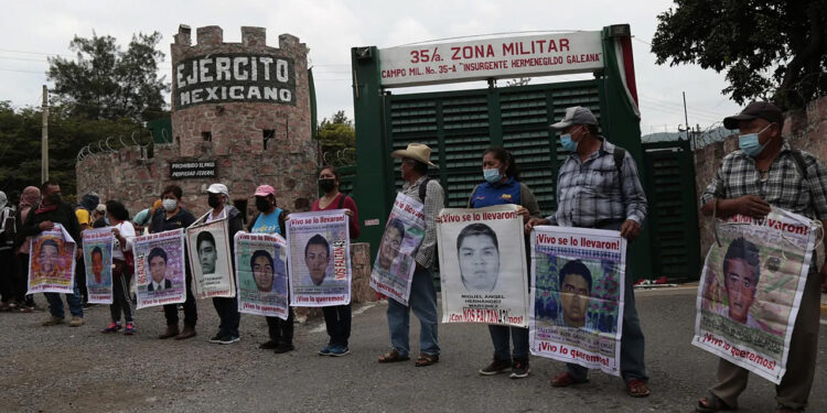 López Obrador dice que no protegerá a militares acusados en el caso Ayotzinapa