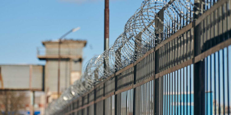 Loga FGE sentencia de 5 años 11 meses y 15 días por homicidio preterintencional contra César “G”  