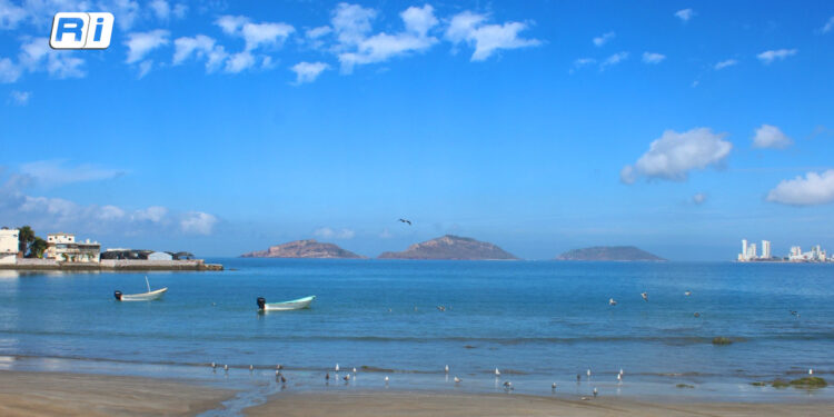 ¡A sudar se ha dicho! Se mantienen las altas temperaturas en el puerto de Mazatlán