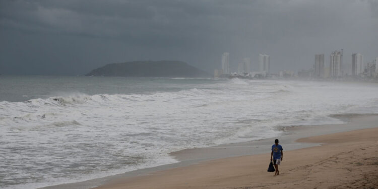 Huracán “Beatriz” provocará lluvias en Mazatlán a partir de este viernes
