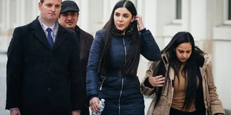 Emma Coronel deja la prisión; cumplirá el resto de su condena en arresto domiciliario