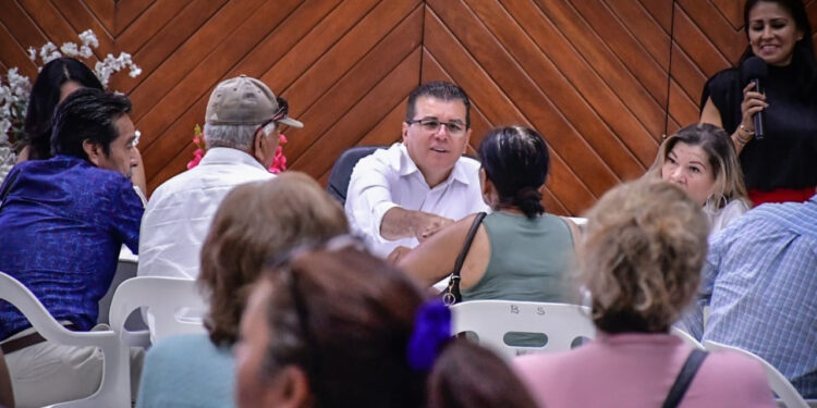 Programa “Escuchando a la gente” logra canalizar 83 solicitudes ciudadanas