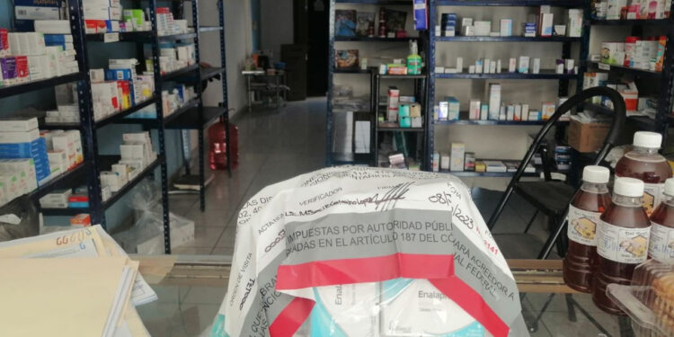 Asegura COEPRISS medicamento del sector público en farmacia privada
