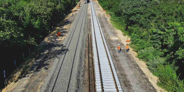 Grupo México formaliza salida del Tren Maya tras roces con Gobierno