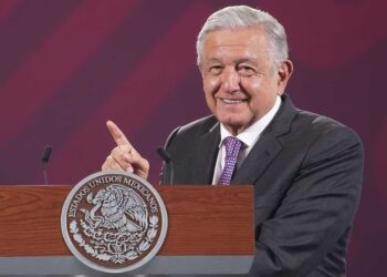“También los padres son adorables”, AMLO envía felicitación por el Día del Padre