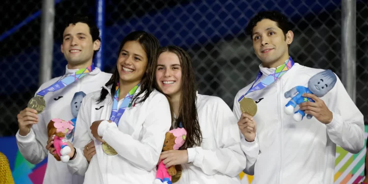 México gana tres medallas de oro en natación, en Juegos Centroamericanos