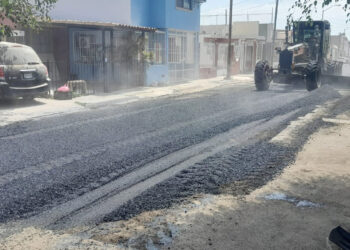 Obras Públicas atiende peticiones y comienza a trabajar en reparación de zanjas y baches
