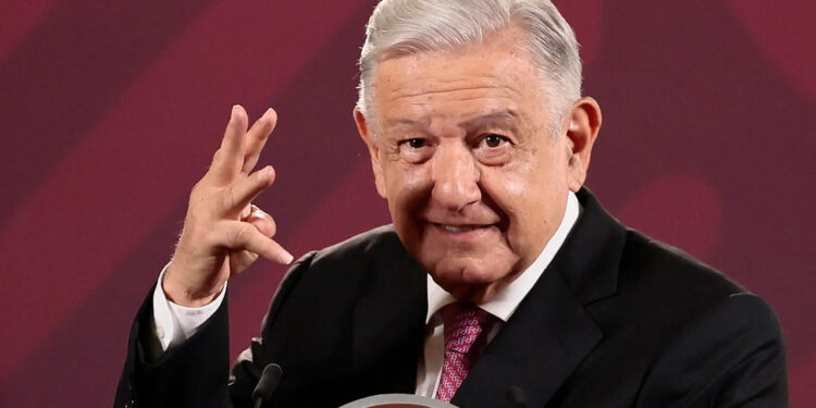No habrá ruptura en Morena si hay piso parejo: López Obrador