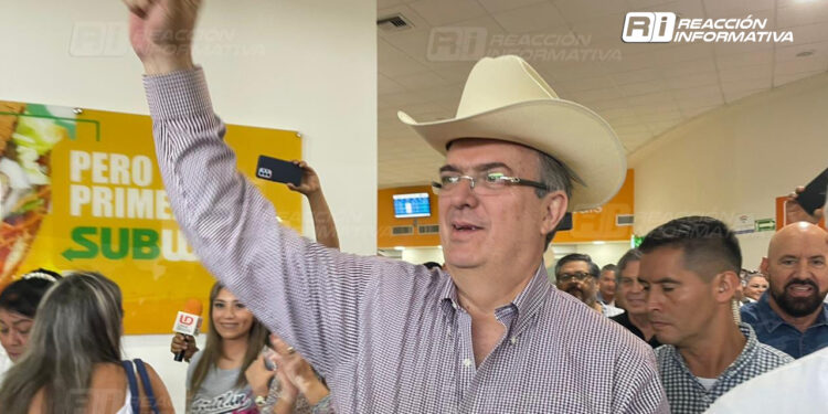 Vamos ganando en las encuestas, seguro estaremos en la boleta del 2024, Marcelo Ebrard tras su llegada a Mazatlán