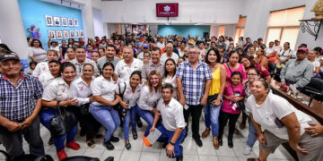 Gobierno de Mazatlán trabaja de la mano con el MASS para mejorar las condiciones de vida de familias desplazadas