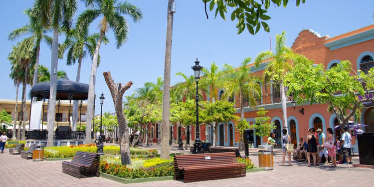 ¡Qué calor! Así será el clima el día de hoy viernes en Mazatlán