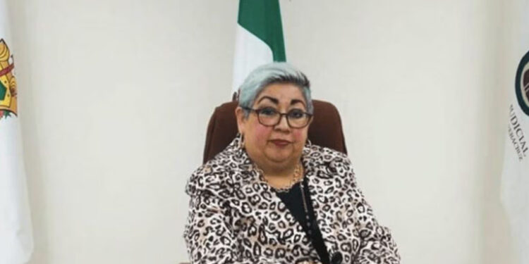 ¿Qué es el delito contra la fe pública, por el que fue detenida la jueza Angélica Sánchez?