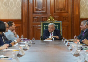 “Conversamos muy bien”: AMLO sobre su reunión con los consejeros del INE