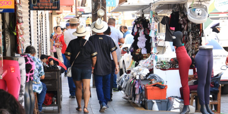 Por el Día del Padre, restaurantes y tiendas departamentales serán los giros económicos más beneficiados