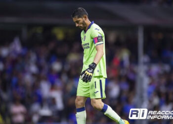 Jesús Corona no seguirá en Cruz Azul