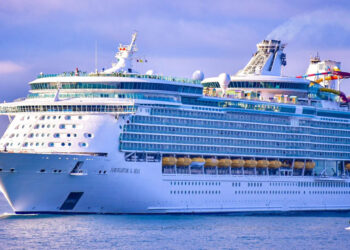 Mazatlán recibe a más de 5 mil cruceristas en este inicio de semana