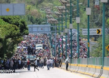Presuntos transportistas se enfrentan a elementos de la GN y estatal en Chilpancingo, Guerrero