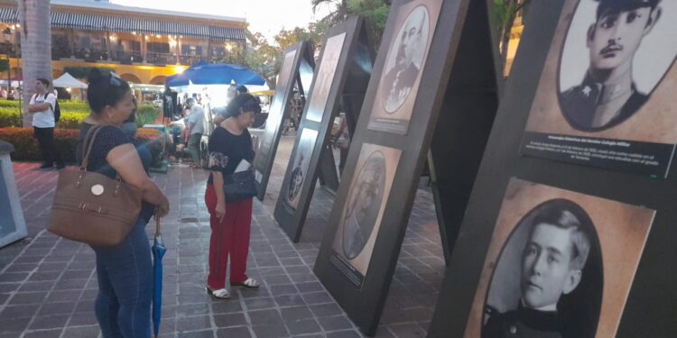 Muestran con fotografías 200 años de lealtad a México del Heroico Colegio Militar