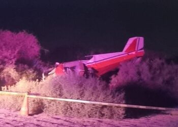 Se desploma avioneta en Castillo Navolato, resultan dos personas con heridas de gravedad