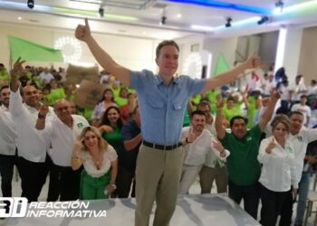 Realiza Manuel Velasco Asamblea Informativa en Culiacán