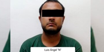 Policías de Mazatlán detienen en flagrancia a un hombre por la probable participación en el delito de homicidio doloso