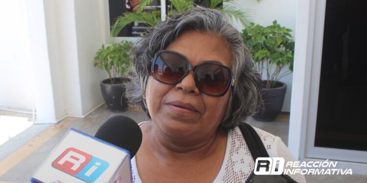 Se reúne Alcalde de Mazatlán con Deysi Balán de “Compartiendo Retos A.C”