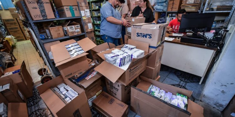 Reabastecen medicamentos de primer cuadro en el Hospital Municipal